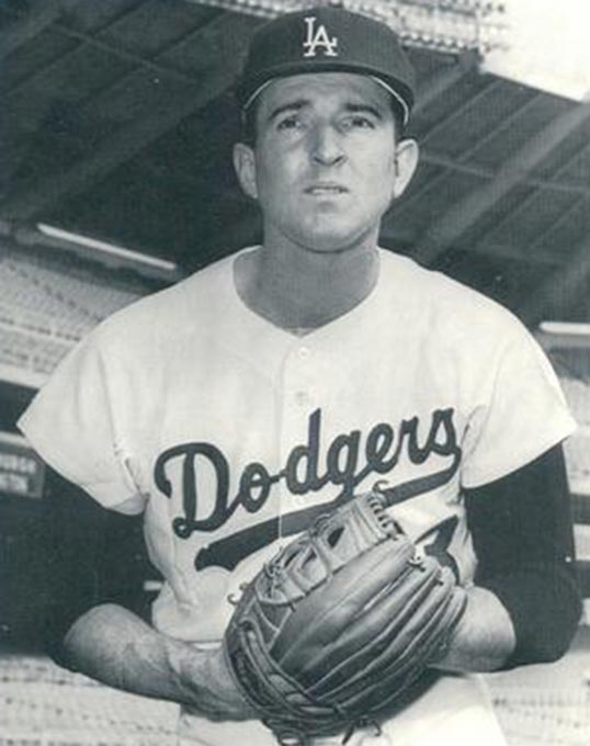 Claude Osteen in uniform.